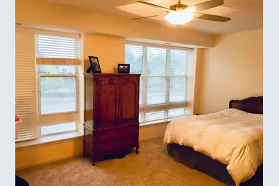 77 N Quentin Road #202, Palatine, IL 60067 - Photo 8