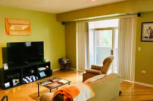 77 N Quentin Rd, Palatine, IL 60067 - Photo 2