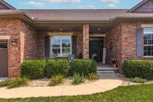 1302 Watersound Way, Bloomington, IL 61705 - Photo 2
