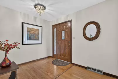 12756 S Cedar Lane, Palos Heights, IL 60463 - Photo 4