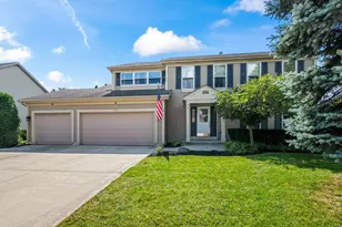 314 Stonebridge Way, Mundelein, IL 60060 - Photo 2