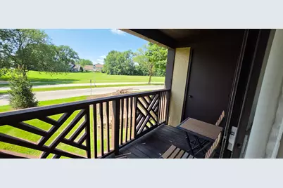 1758 Plymouth Court #C, Wheaton, IL 60189 - Photo 32