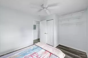 764 Gloucester Dr, Elk Grove Village, IL 60007 - Photo 16