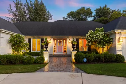 1010 Thunderbird Lane, Naperville, IL 60563 - Photo 2