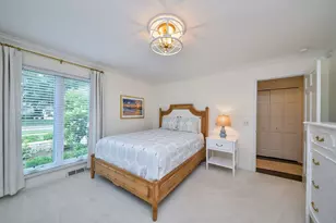 1010 Thunderbird Ln, Naperville, IL 60563 - Photo 52