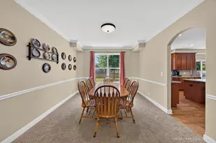 661 Hickman Ln, Woodstock, IL 60098 - Photo 12