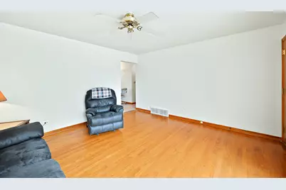 9627 Oak Park Avenue, Oak Lawn, IL 60453 - Photo 4