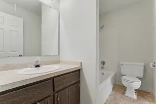 1624 Salisbury Ct, Wheaton, IL 60189 - Photo 8