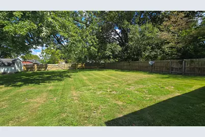 18 Bonanza Drive, Centralia, IL 62801 - Photo 12