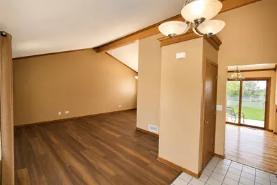 2212 Susanna Way, Crest Hill, IL 60403 - Photo 6