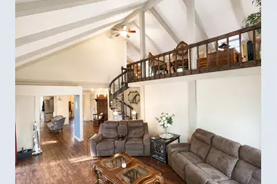 1 Court Of Bucks County, Lincolnshire, IL 60069 - Photo 8