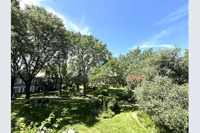 382 Sandhurst Circle #7, Glen Ellyn, IL 60137 - Photo 8
