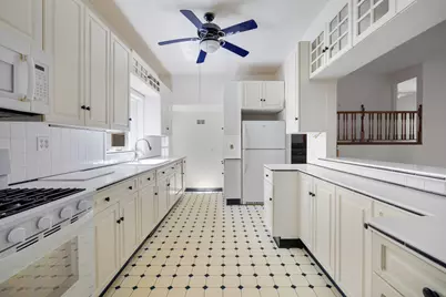 603 Gregg Road, Northbrook, IL 60062 - Photo 10