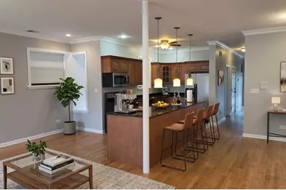 2363 E 70th Street #3, Chicago, IL 60649 - Photo 4