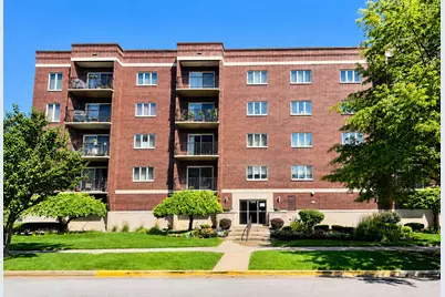 1330 Perry Street #202, Des Plaines, IL 60016 - Photo 1