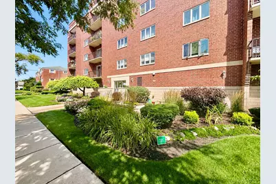 1330 Perry Street #202, Des Plaines, IL 60016 - Photo 2