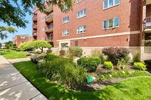 1330 Perry St, Des Plaines, IL 60016 - Photo 2