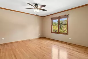 3123 Scenicwood Ln, Woodridge, IL 60517 - Photo 22