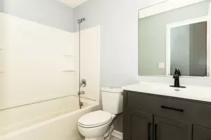 2807 Henley Ln, Naperville, IL 60540 - Photo 20