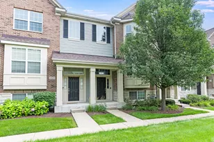 2807 Henley Ln, Naperville, IL 60540 - Photo 2