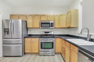 320 Berkshire Dr, Lake Villa, IL 60046 - Photo 8
