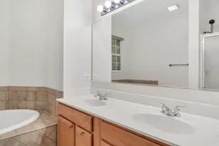 320 Berkshire Dr, Lake Villa, IL 60046 - Photo 18