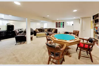 3331 Maple Leaf Drive, Glenview, IL 60026 - Photo 38