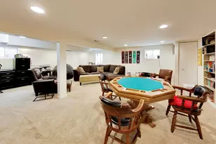 3331 Maple Leaf Dr, Glenview, IL 60026 - Photo 38
