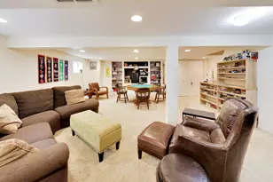 3331 Maple Leaf Dr, Glenview, IL 60026 - Photo 40