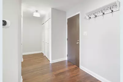 725 W Huntington Commons Road #306, Mount Prospect, IL 60056 - Photo 8