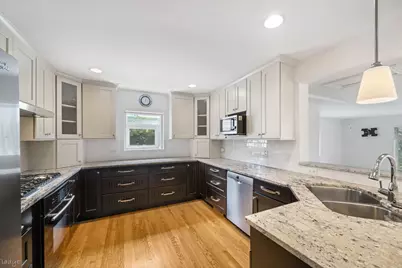 [Address not provided], Skokie, IL 60076 - Photo 6