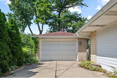 [Address not provided], Skokie, IL 60076 - Photo 2