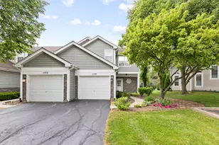 1175 Regency Dr, Schaumburg, IL 60193 - Photo 2