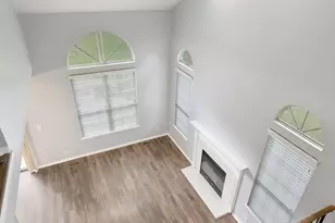 1175 Regency Dr, Schaumburg, IL 60193 - Photo 12