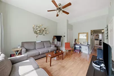 906 N Monticello Avenue, Chicago, IL 60651 - Photo 6