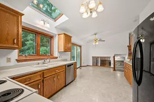 12191 231st Ave, Trevor, WI 53179 - Photo 10