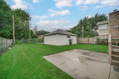 8644 Laramie Avenue, Skokie, IL 60077 - Photo 20