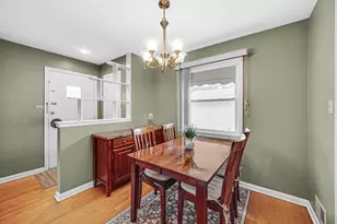 8644 Laramie Ave, Skokie, IL 60077 - Photo 6