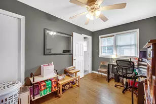 8644 Laramie Ave, Skokie, IL 60077 - Photo 10