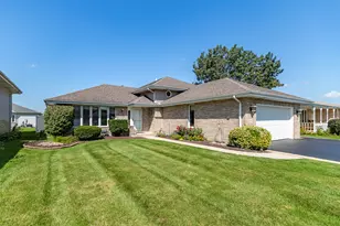 20140 Dolphin Ave, Lynwood, IL 60411 - Photo 1