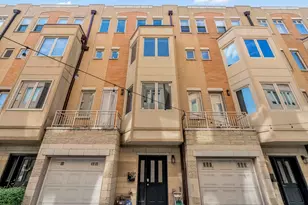 3262 W Armitage Ave, Chicago, IL 60647 - Photo 2