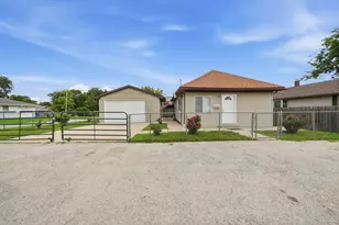 1651 Elgin Ave, Joliet, IL 60432 - Photo 22