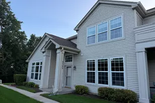 2503 Oak Dr, West Dundee, IL 60118 - Photo 2