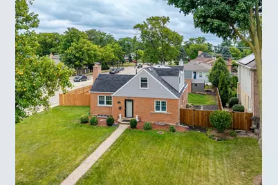 301 W Lonnquist Boulevard, Mount Prospect, IL 60056 - Photo 32