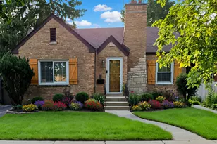 821 Rosemary Terrace, Deerfield, IL 60015 - Photo 1