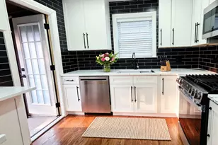 821 Rosemary Terrace, Deerfield, IL 60015 - Photo 6