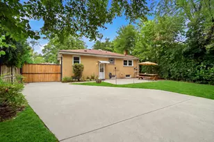 531 Cambridge Rd, Des Plaines, IL 60016 - Photo 32
