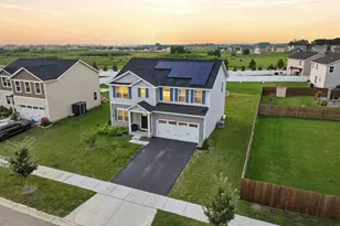 524 Wild Sienna, Hampshire, IL 60140 - Photo 2