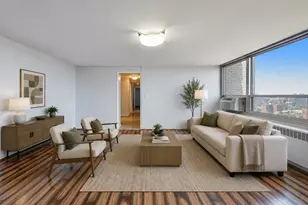 3950 N Lake Shore Dr, Chicago, IL 60613 - Photo 4