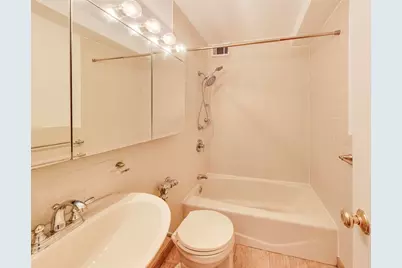 3950 N Lake Shore Drive #2202, Chicago, IL 60613 - Photo 12